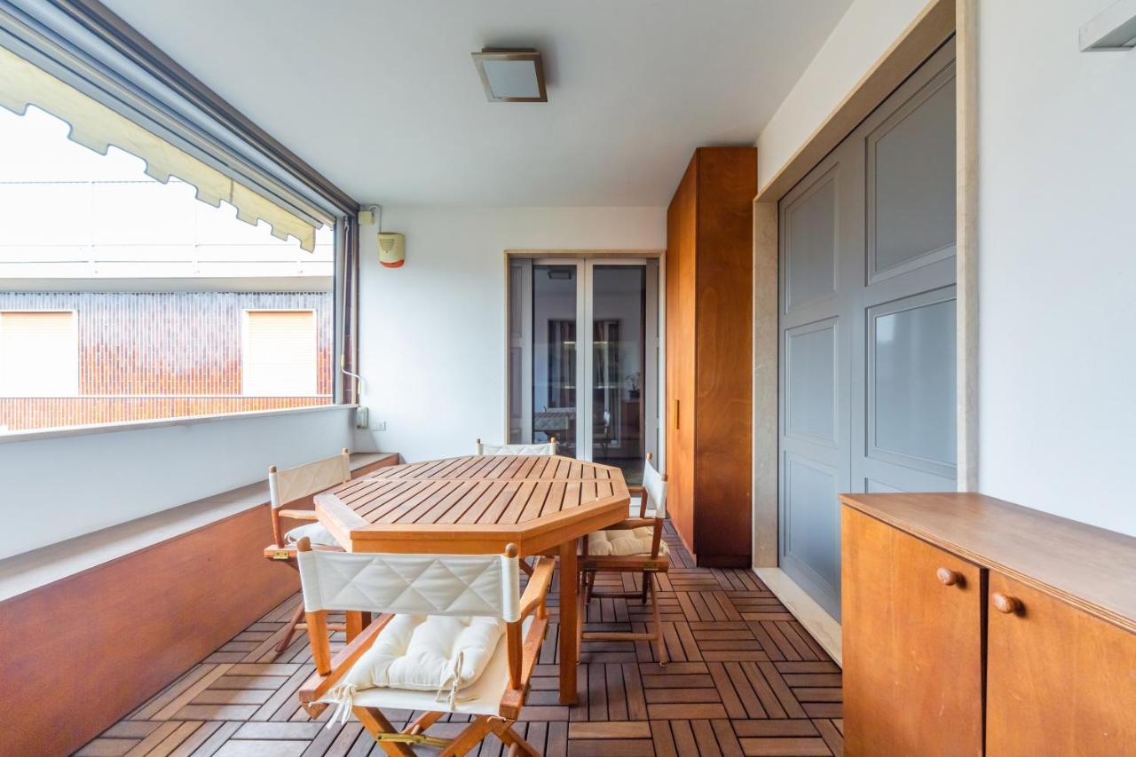 Cozy Apt - Corso Vercelli & Conciliazione M1 Milano Esterno foto