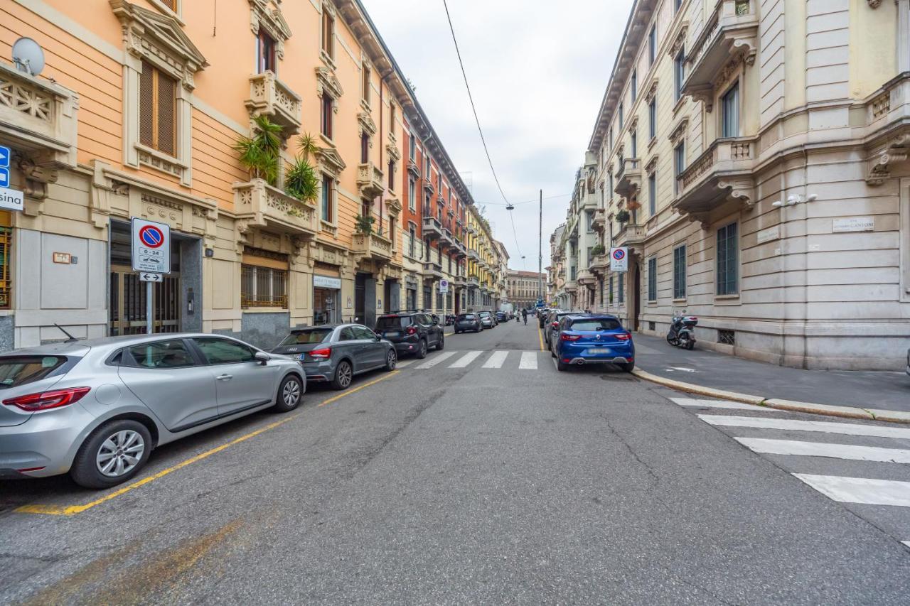 Cozy Apt - Corso Vercelli & Conciliazione M1 Milano Esterno foto